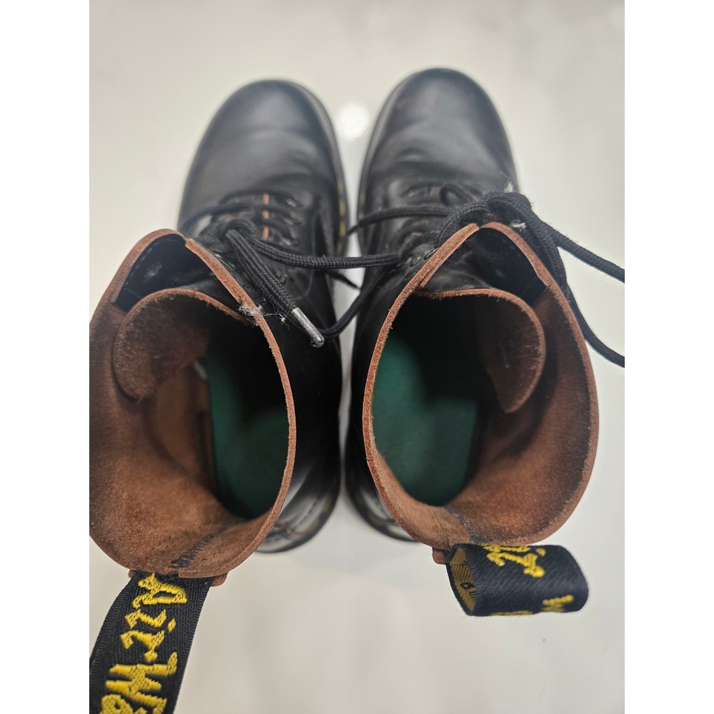Dr. Martens 1460 Vintage Made in England Black Leather 8 Eye Boots Mens 9 - Picture 4 of 7